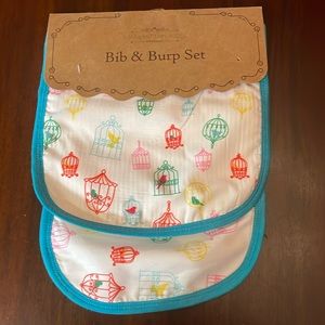 Manhattan Kids Bib & Burp Set